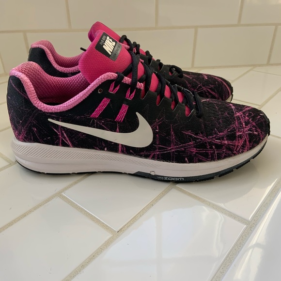 nike dynamic fit shoes